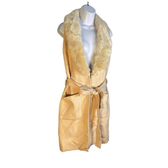 LT Love Token Womens Renee Faux Fur Plunging Neck Cream Knit Duster Vest Size XS - Picture 3 of 10